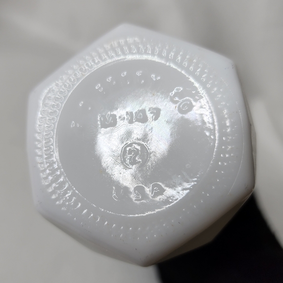 Vintage Vase E O Brody Co USA White Milk Glass Flower Bud Holder 8.5" Tall - Picture 14 of 16